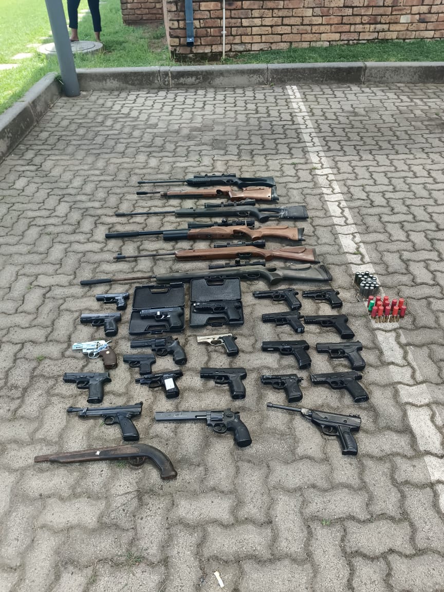 Several unlicensed firearms seized and suspect arrested for attempted murder