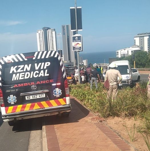 Commuters escape Injury following a taxi crash on Lighthouse Road In Umhlanga