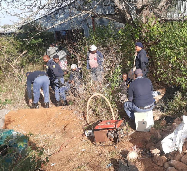 Vhembe District Police recovers stolen SAPS uniforms and apprehends illegal gold mining kingpin during high-density Operation Vala Umgodi