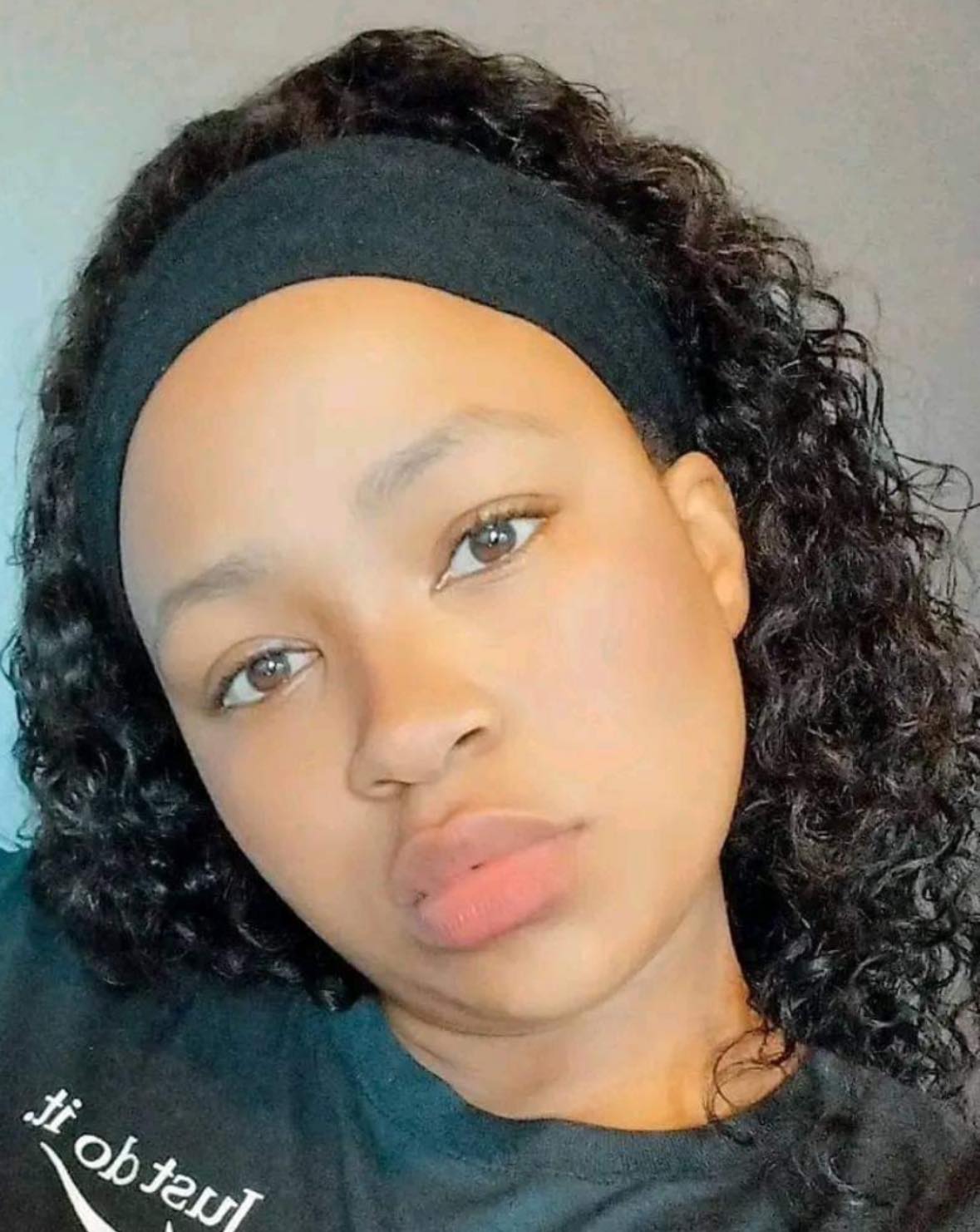 Female disappears while partying with friends in Grove End