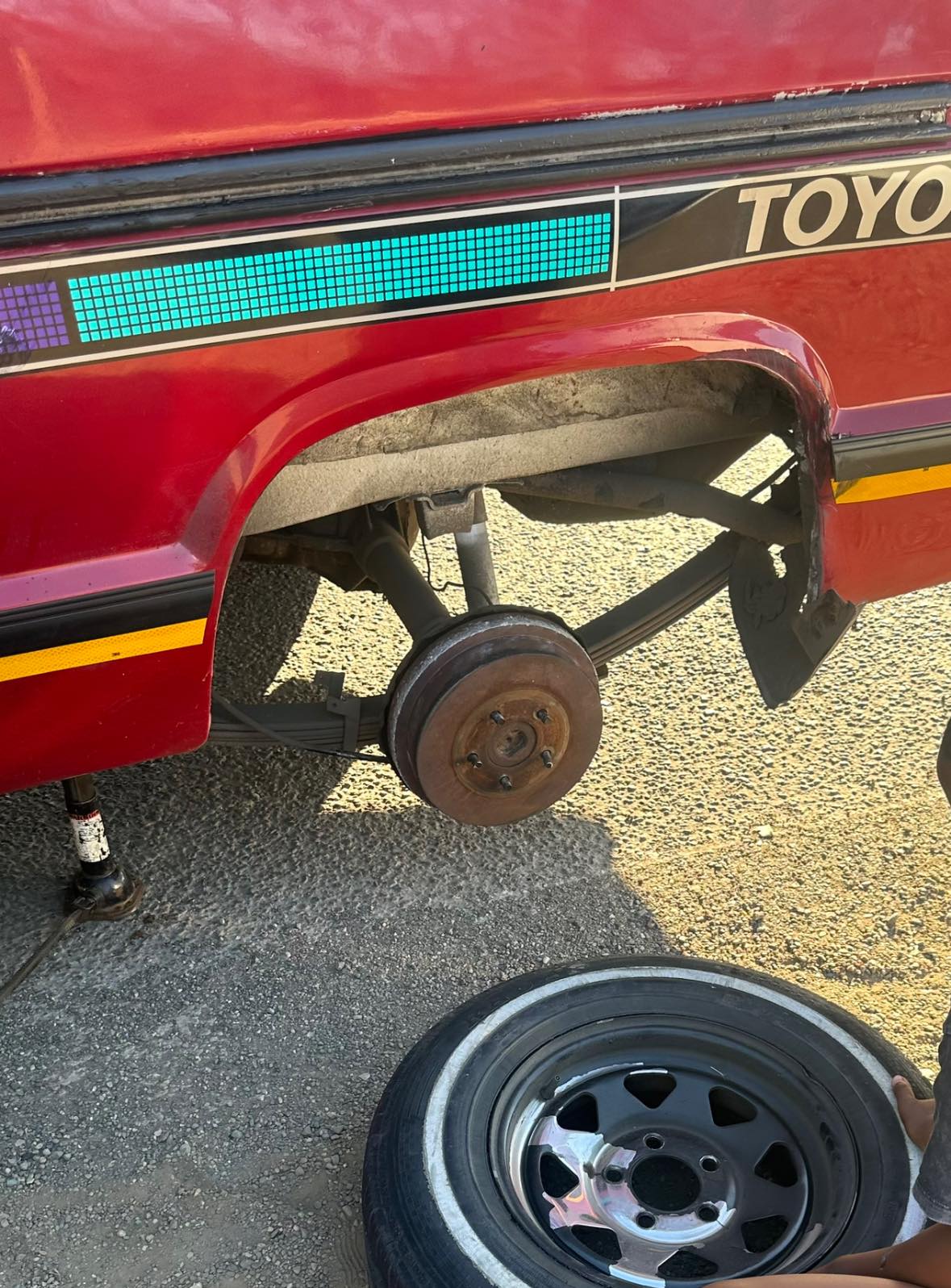 Reportedly Speeding Minibus Looses Tyre: Phoenix - KZN