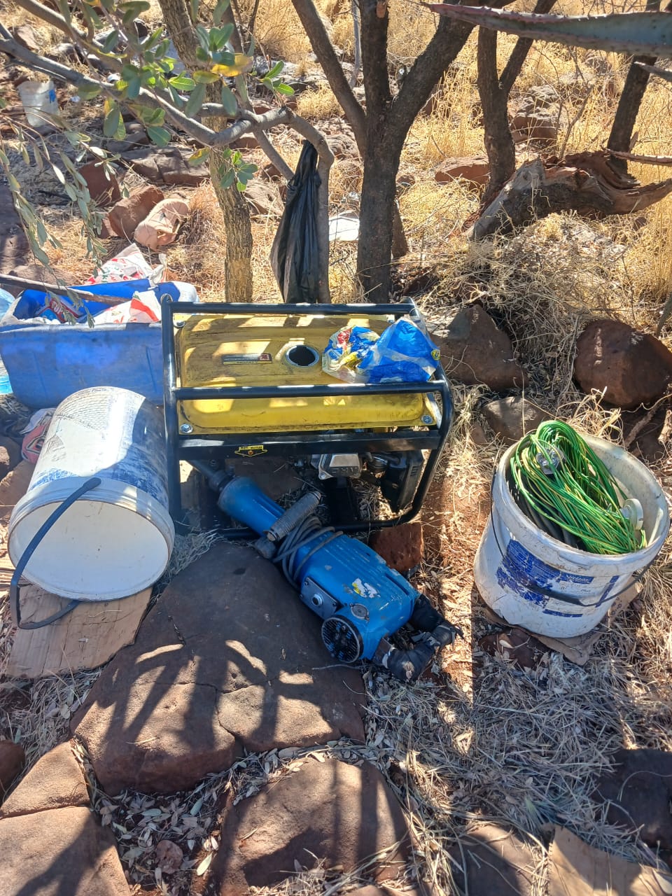 Suspected illegal miners to remain in custody