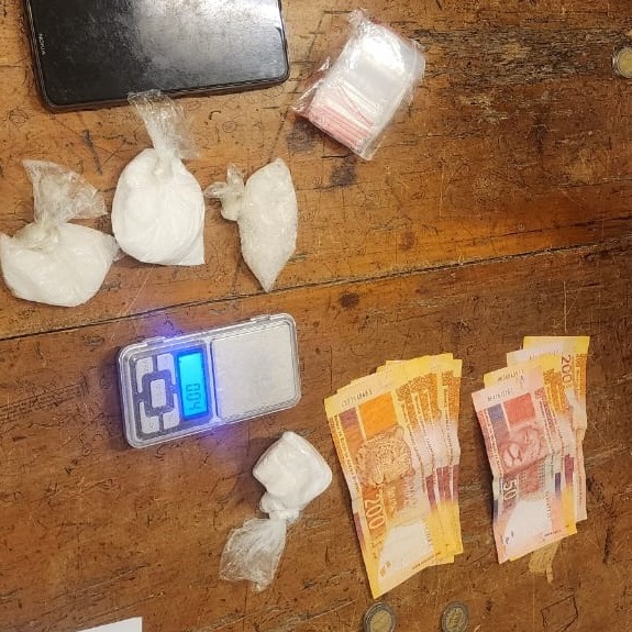 Police confiscates drugs with an estimated street value of R50 000 during focused operations in the Garden Route District