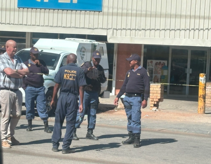 Hawks investigating case of cash-in-transit robbery in Taung