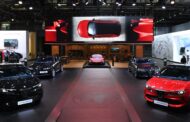 Alfa Romeo Junior IBRIDA version in Paris debut