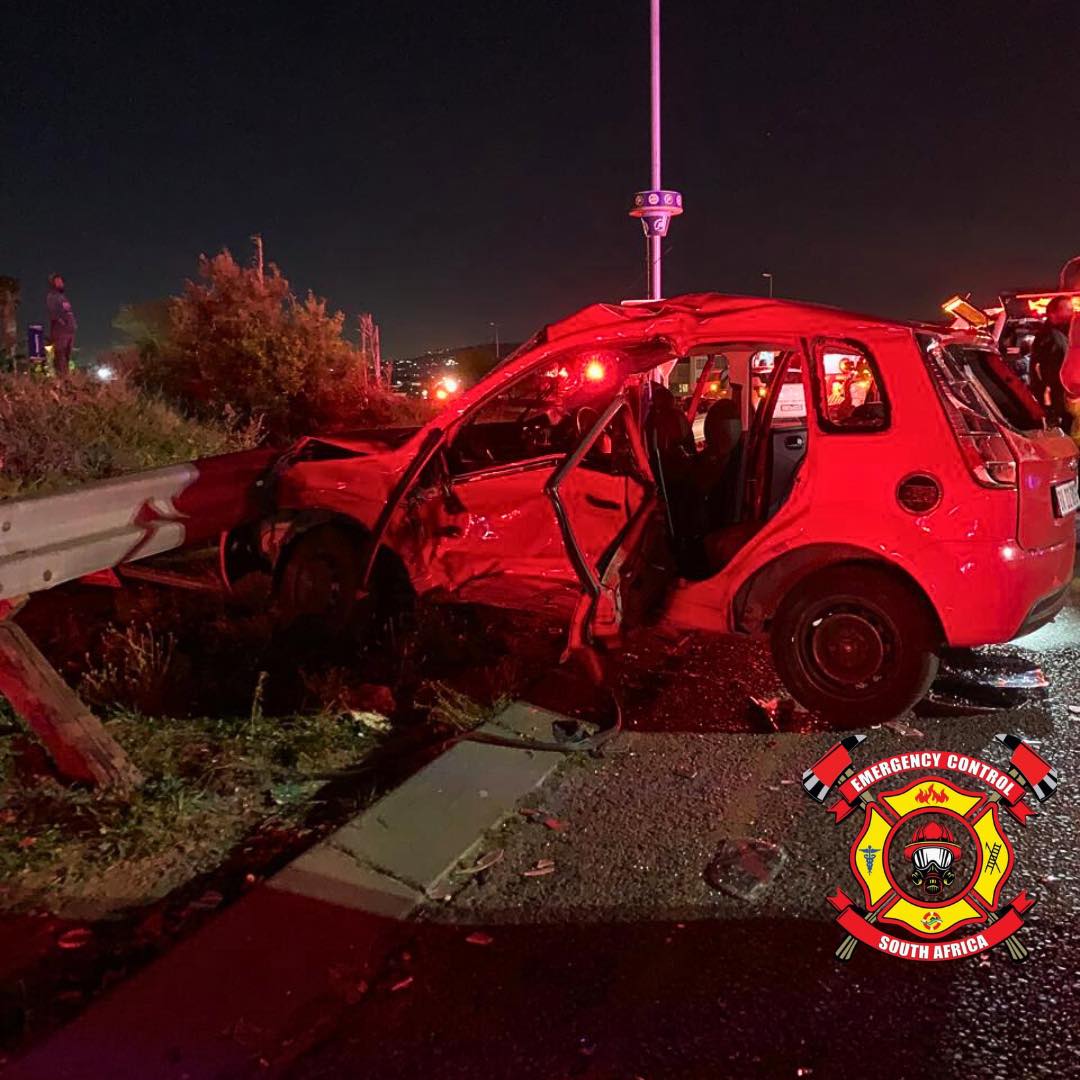 Collision on the Corners of Beyers Naude Drive and Christian de Wet Road, Randburg