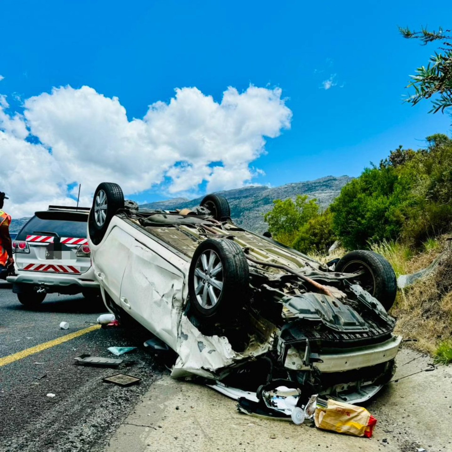 Eight people injured in a collision on the N1 Rawsonville