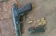 Five suspects arrested and one fatally wounded during a business robbery