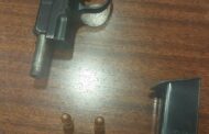 Bishop Lavis SAPS members arrest suspects for possession of unlicensed firearms and ammunition