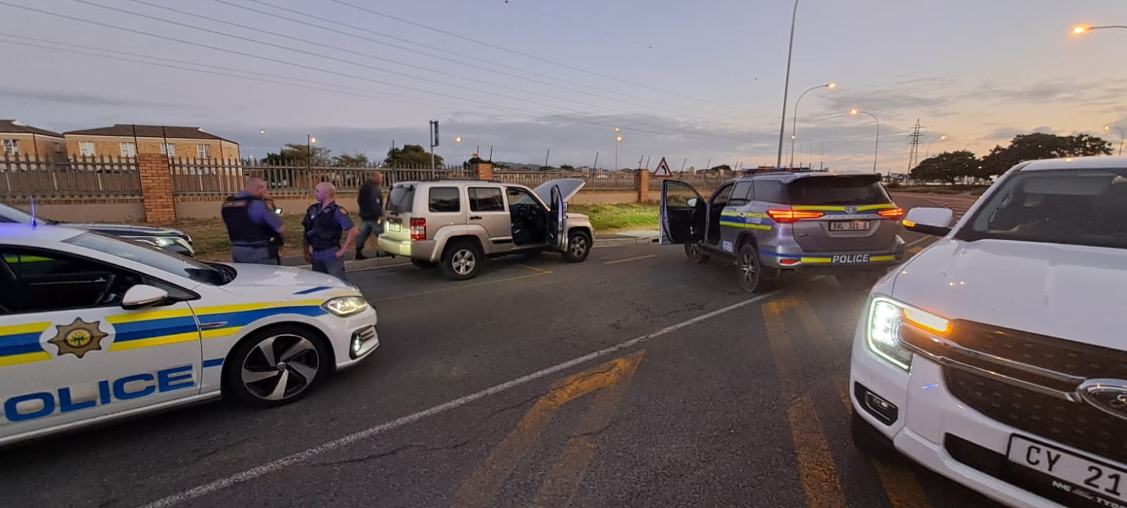 Police members seize drugs, unlicensed firearm and ammunition