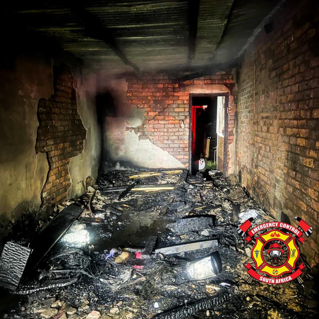Structural fire in Georginia, Roodepoort