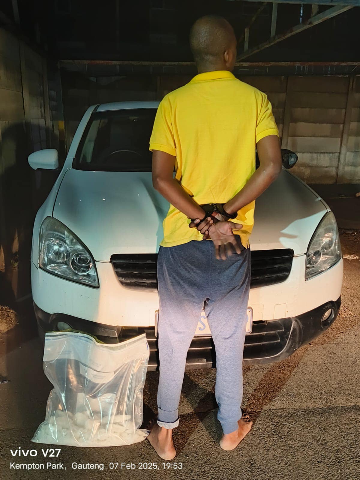 Motorist arrested in possession of crystal meth weighted at 2,1kg