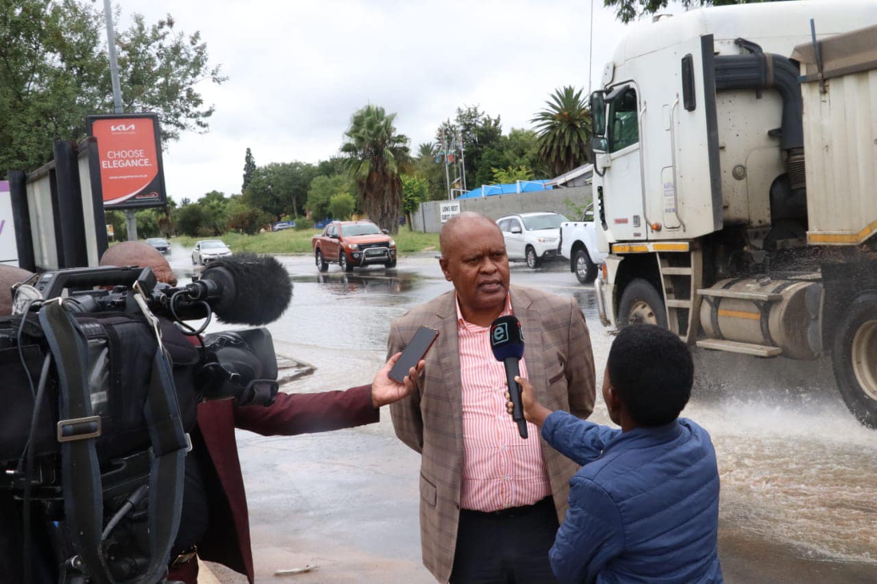 North West traffic authorities closely monitoring flooded roads