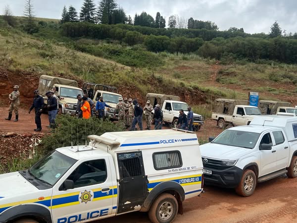 Operation Vala Umgodi nabs 16 foreign nationals for contravention of the Immigration Act