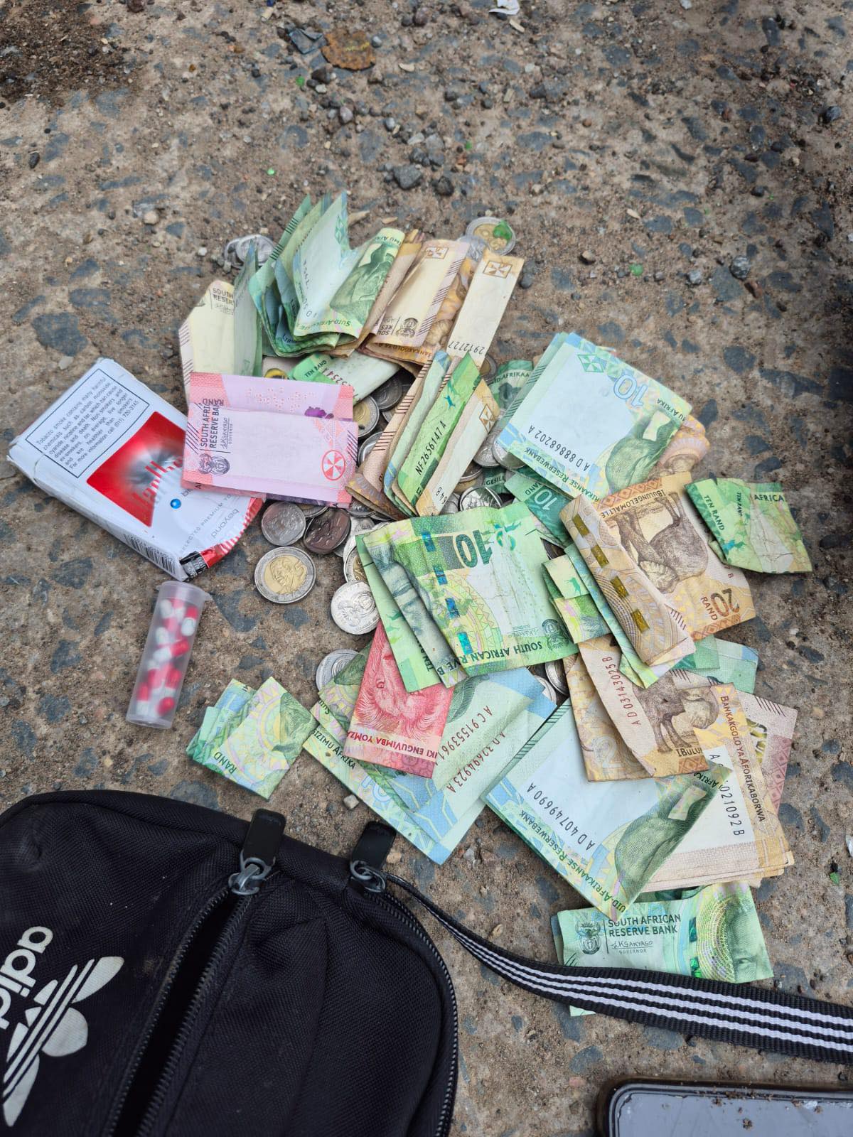 Drug Dealer Threatens Reaction Officers/Tracked & Arrested: Verulam CBD - KZN