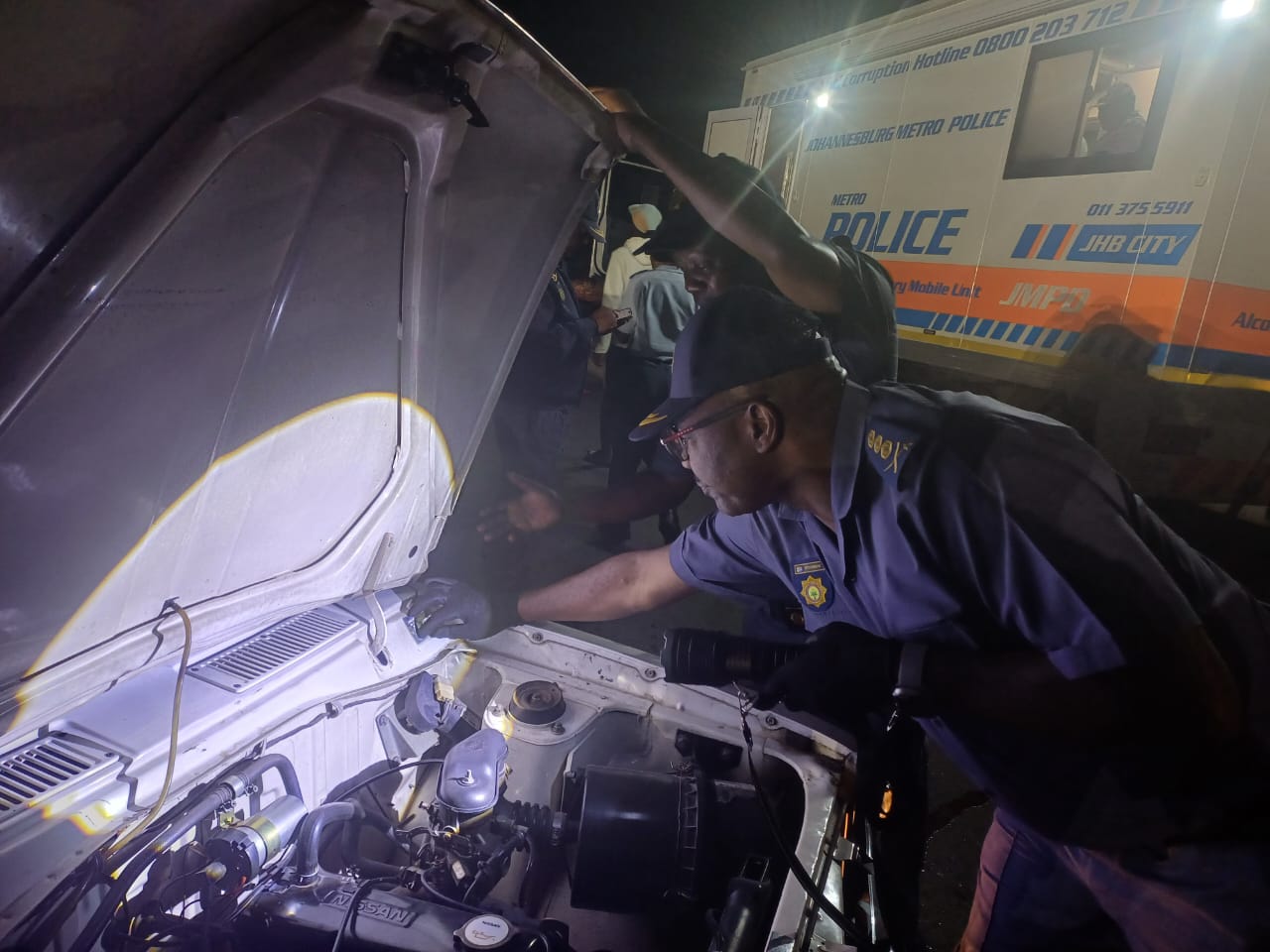 Multidisciplinary roadblock and compliance inspections at liquor outlets in Johannesburg