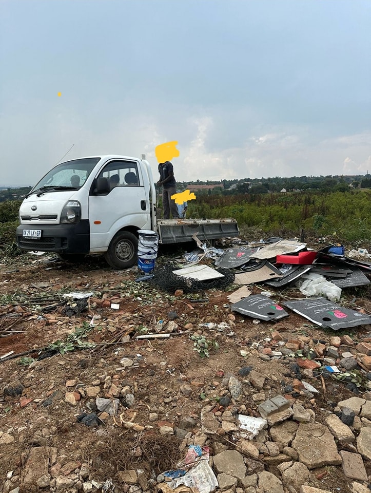 Driver fined for illegal waste dumping at Panorama and Rietspruit Road in Centurion