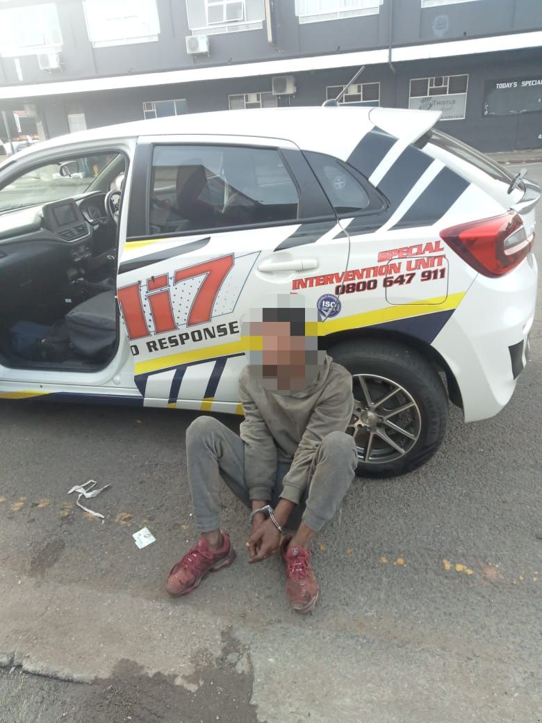 Vigilant Mi7 Reaction Officers Apprehend Suspect for Theft from Northern Park School