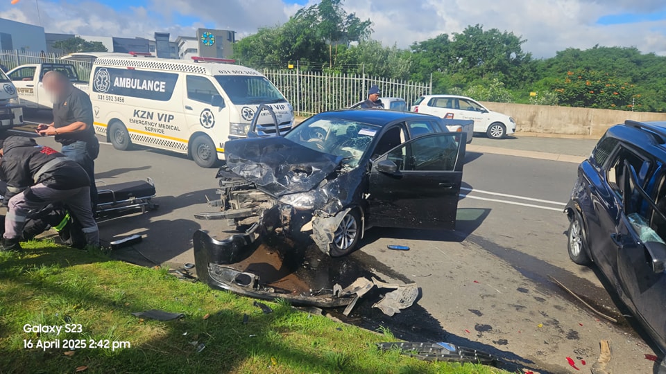 Head-On Collision Leaves at Least 6 Injured on Riverhorse Road