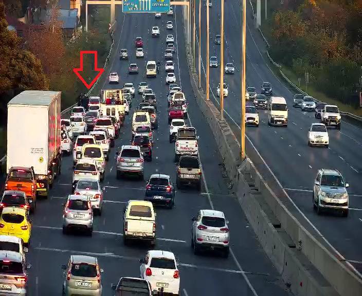 Road crash causing traffic delays on the N12 direction west, just after Jet Park off ramp