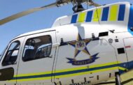 Suspects arrested after fleeing from vehicle with false registration plates