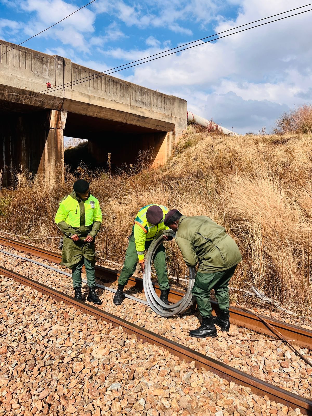 Officers secured the area and discovered multiple rolls of tampered aluminum railway cables near the Rietvlei River