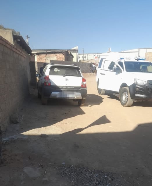Vehicle recovered in Olivenhoutbosch and taken to the SAPS pound in Pretoria West