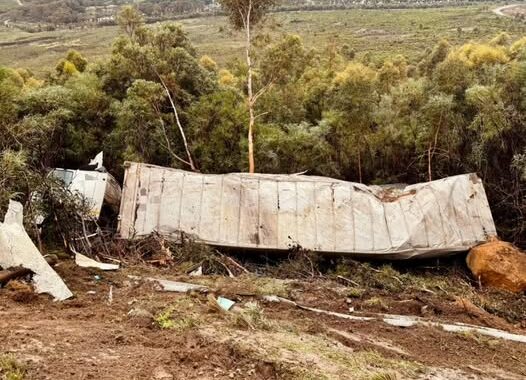 Truck rolls down the N2 Sir Lowrys Pass, Gordons Bay