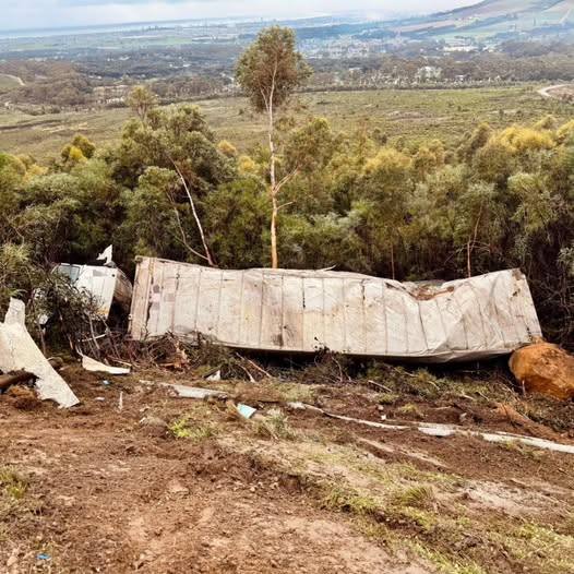 Truck rolls down the N2 Sir Lowrys Pass, Gordons Bay