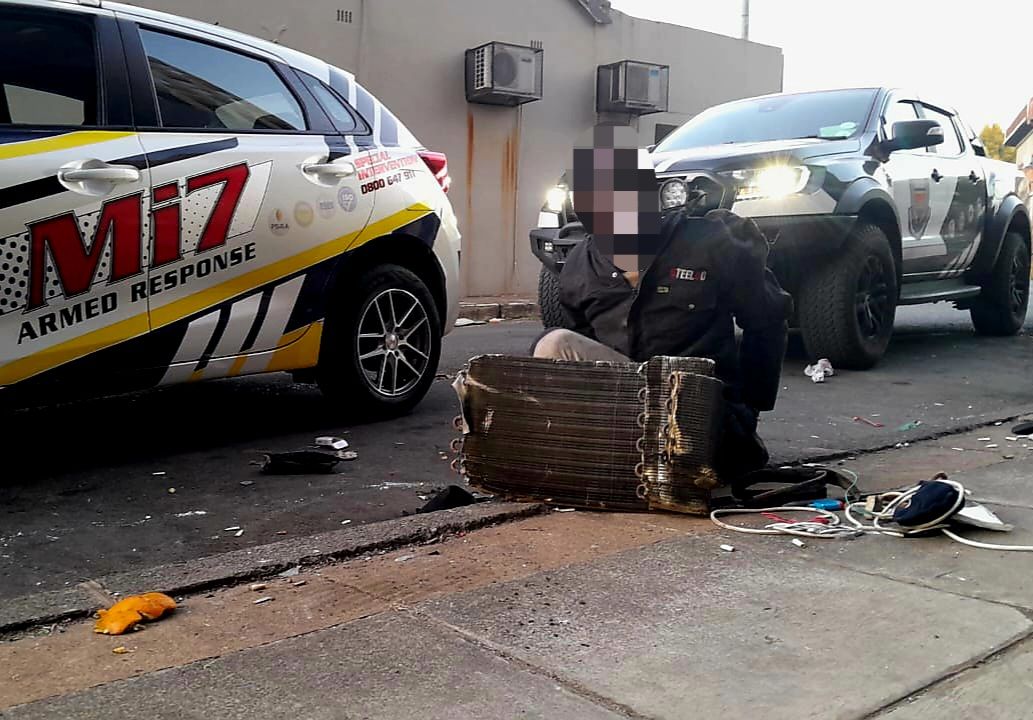 Suspect Apprehended in Pietermaritzburg CBD after Mi7 Reaction Officers Assist Resident