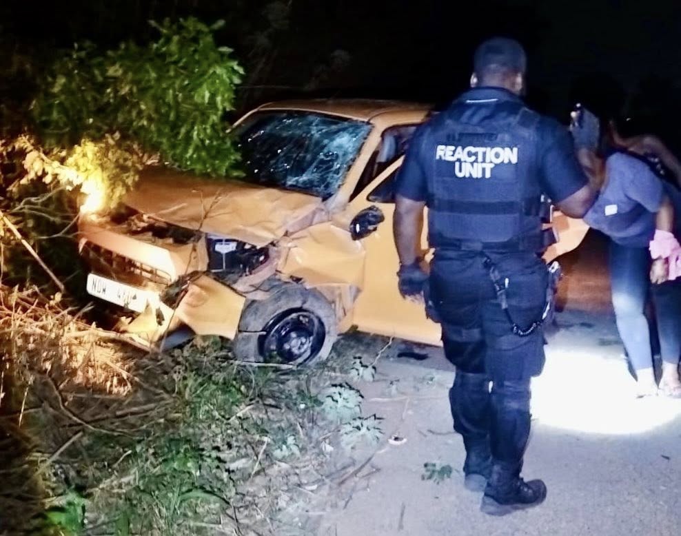 Driver Fails To Negotiate Bend/Vehicle Overturns: Ndwedwe - KZN