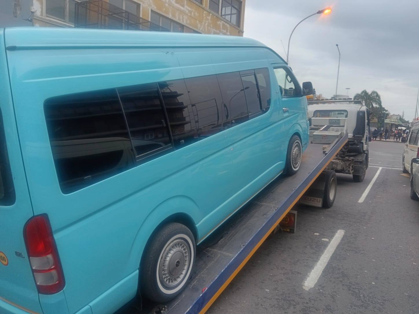 Vehicles impounded on Bertha Mkhize Road in the Durban CBD for obstructing the flow of traffic