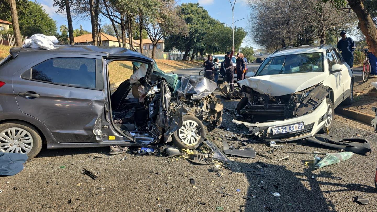 A serious head-on collision occurred on Van Buuren Road