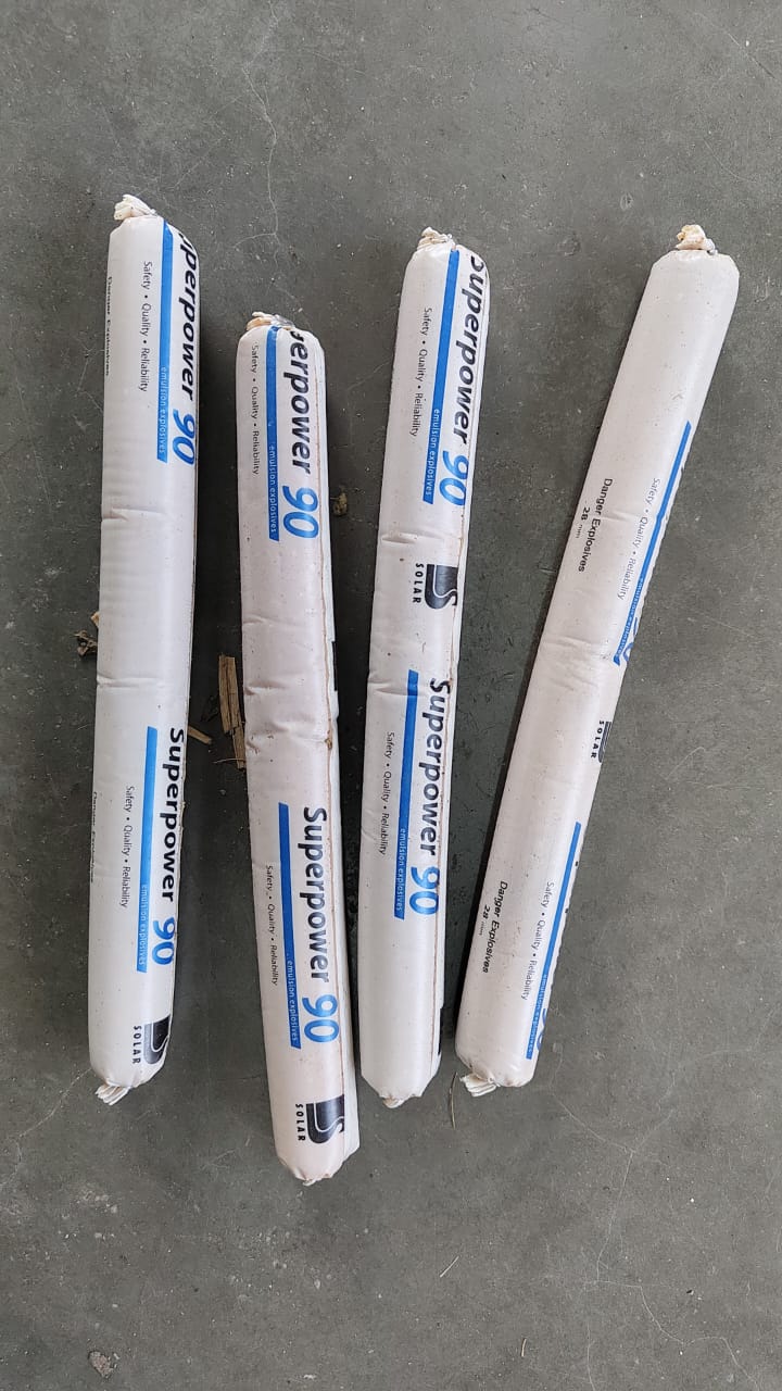 Johannesburg district police apprehended over 450 suspects during weekend operations