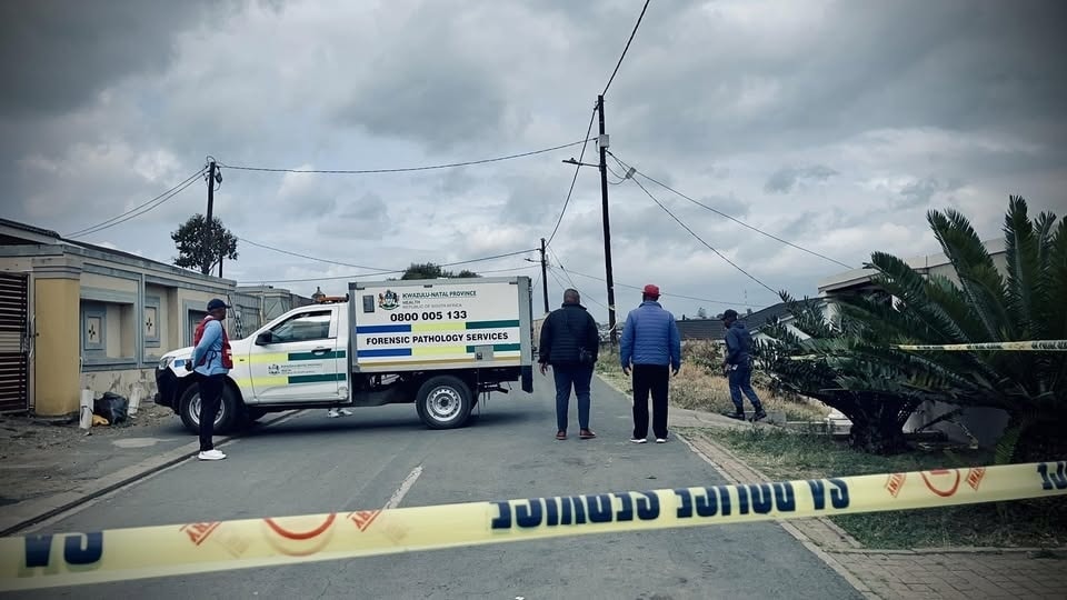 An SAPS constable and his brother have been linked to the suspects who were shot dead in KwaMashu