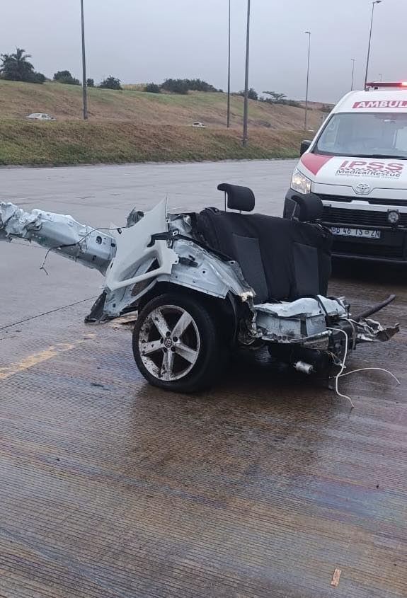 Car Snaps In Half On Impact: La Mercy - KZN