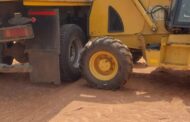 Preparatory work for the regravelling of D478 Road in Sedibeng