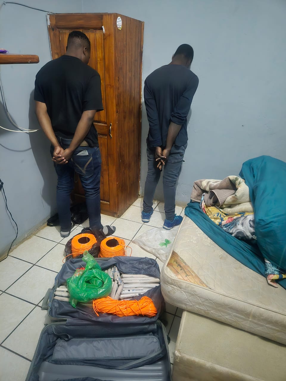 Police in Mpumalanga arrested two male Zimbabwean nationals for possession of explosives in Barberton