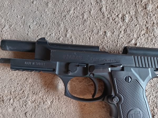 Suspect arrested for the possession of an unlicensed firearm