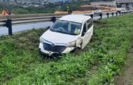 Collision on the N2 South after Wandsbeck Bridge affecting the overtaking lane