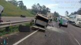 11 learners and 2 adults have been injured when a minibus taxi overturned on the N3 Southbound