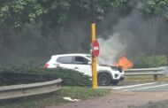 A vehicle fire has been reported on Umhlanga Rocks Drive near M41