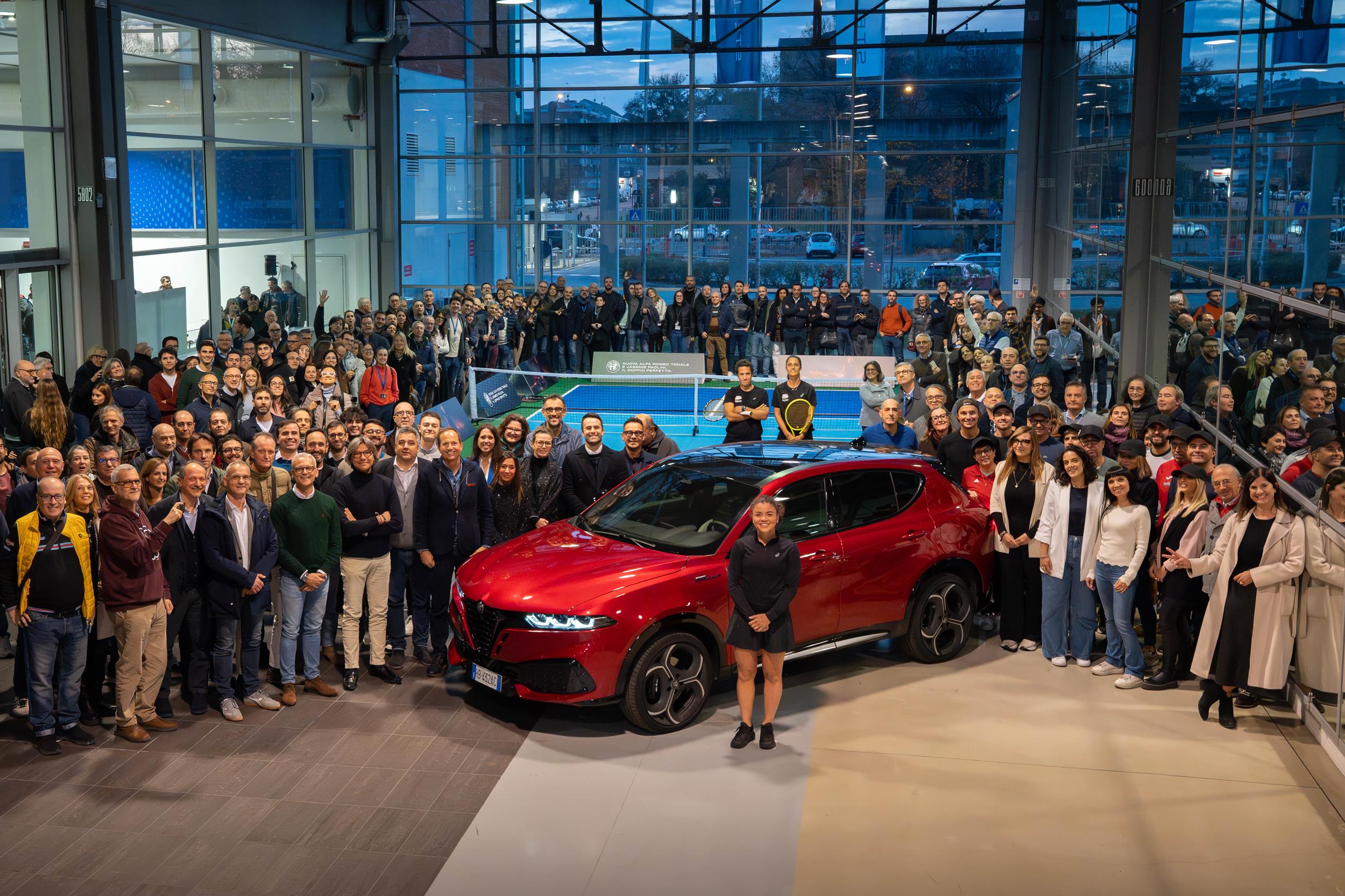 New Alfa Romeo Tonale and Jasmine Paolini win over Stellantis employees in Turin