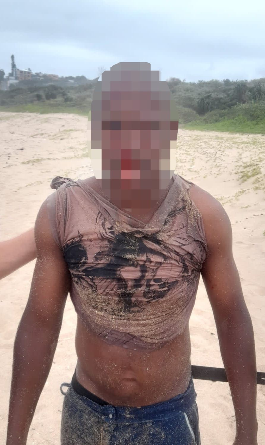 Port Shepstone Thief Tries to Evade Arrest by Fleeing into the Ocean