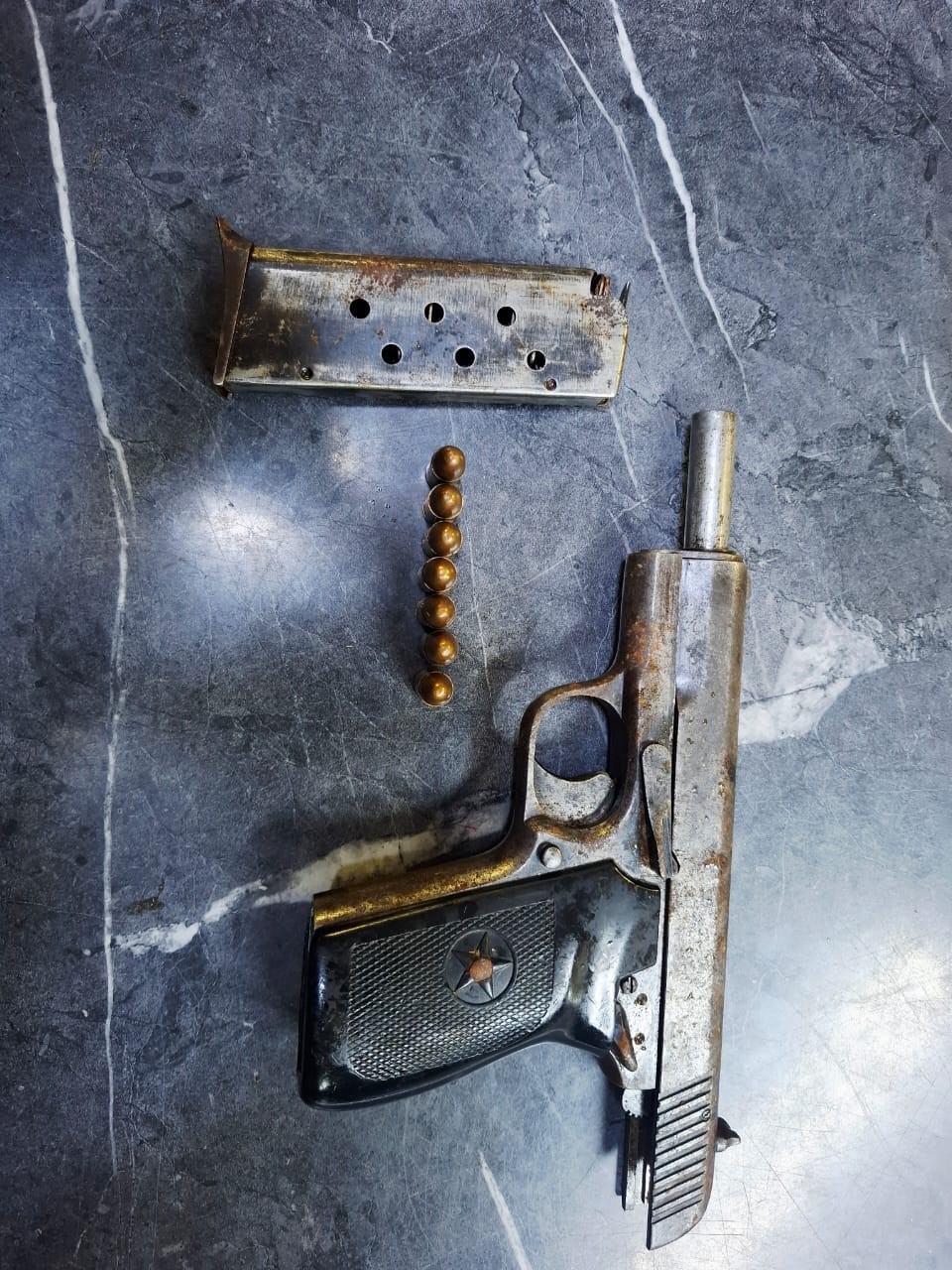 Two suspects arrested for possession of unlicensed firearms with ammunition