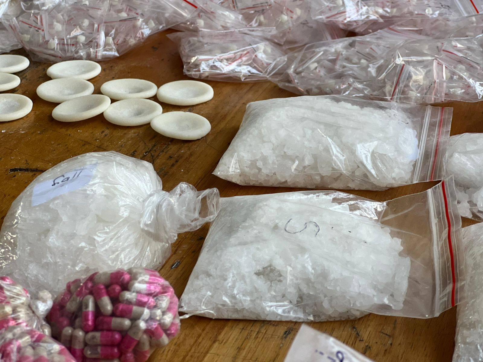 Two foreign nationals and a local woman arrested for possession and dealing in drugs at Umzinto