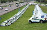Deputy Minister Mathale and the National Commissioner of SAPS, Gen Fannie Masemola are handing over 150 vehicles in Gauteng