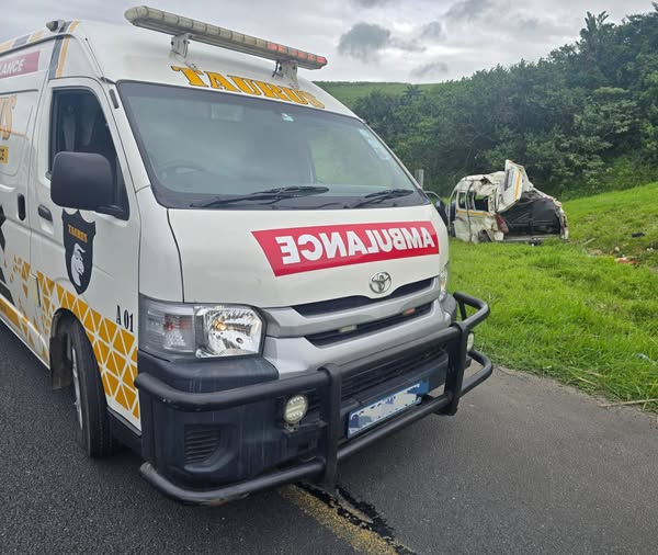 Taxi & Light Motor Vehicle Collided N2 Before Zinkwazi