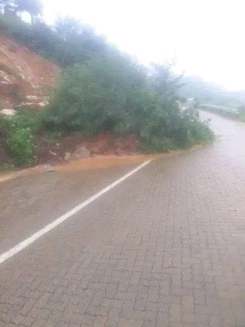 A landslide has been reported on Mmingen Road in the Greater Letaba area
