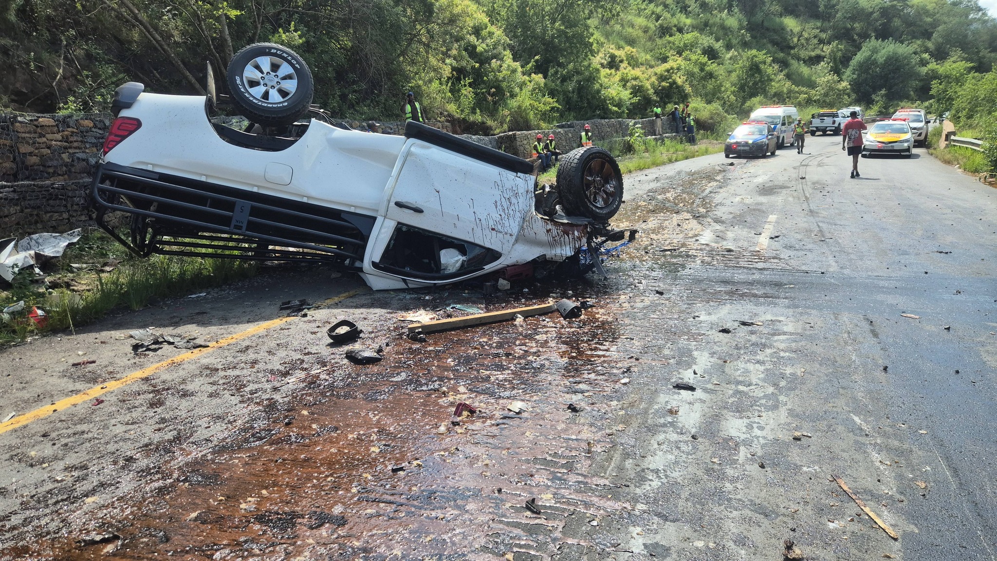 Head-on collision leaves two deceased and two in serious condition